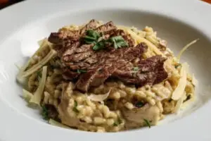 Risoto-de-carne-com-cogumelos